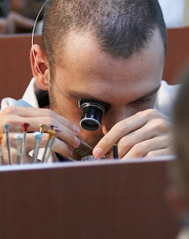 安尼塔·阿普里尔-北京尊皇维修中心制表师