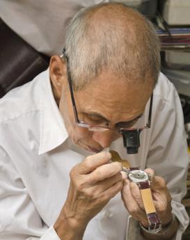 克拉克·盖博-天津尊皇维修中心制表师