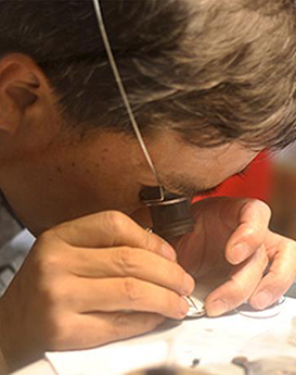 利亚姆·威尔森-成都尊皇维修中心制表师