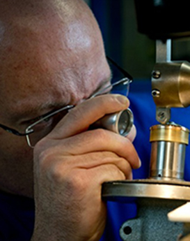 诺亚·布朗-郑州尊皇维修中心制表师