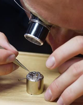 亚历山大·约翰森-长沙尊皇维修中心制表师