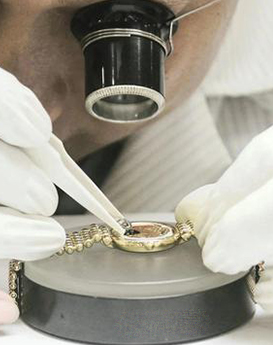 波菲里奥·琼斯-上海尊皇维修中心制表师