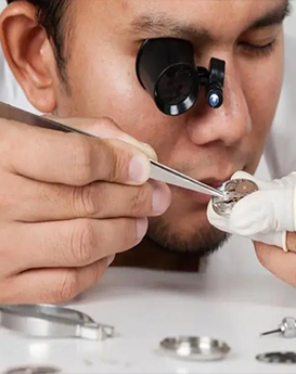 詹姆士·布朗-长春尊皇维修中心制表师